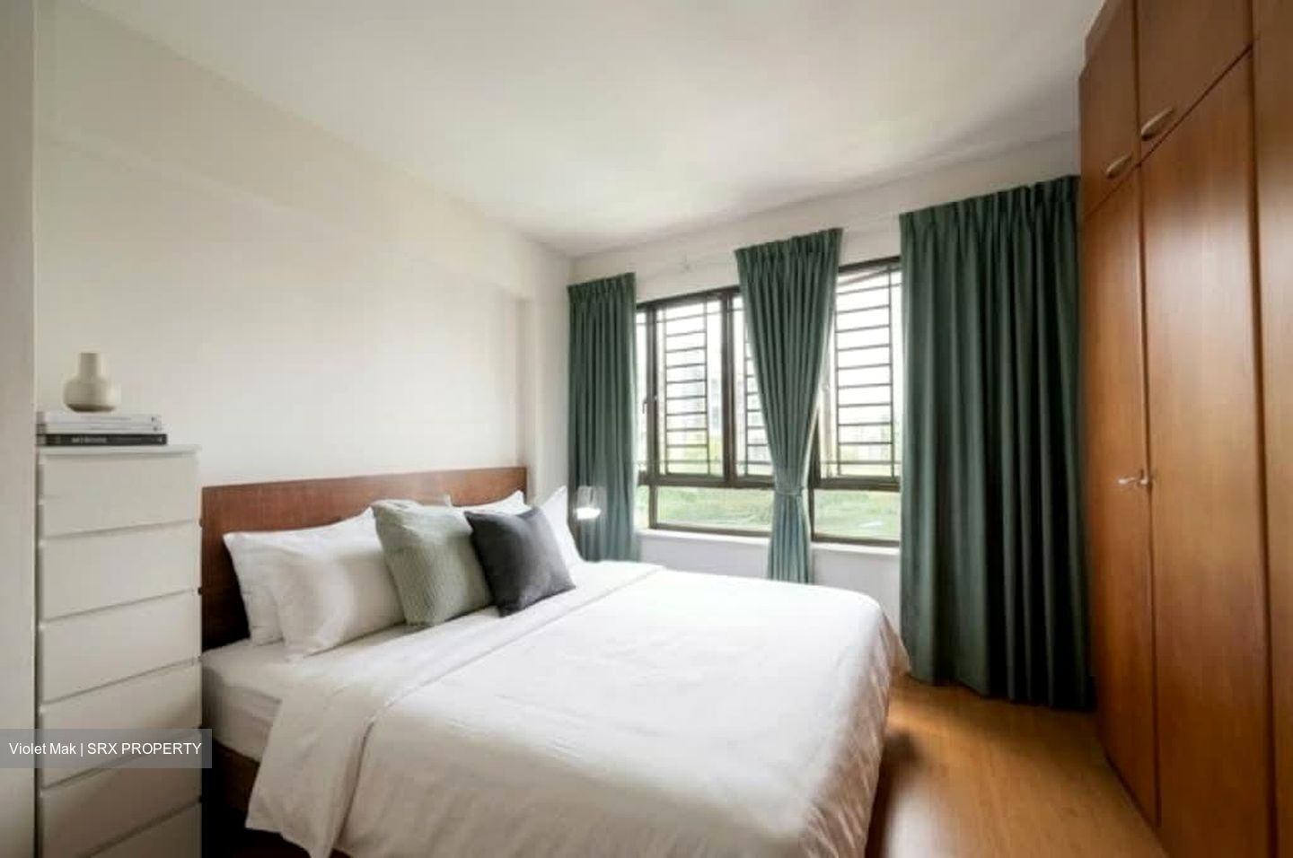 Central Grove (D14), Condominium #556616011